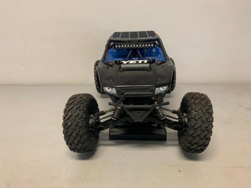 TrialDriven-Axial-Yeti200005